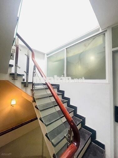 BÁN NHÀ HXH TRUNG TÂM Q.1–KHU VỰC ĐỀ THÁM–CÓ HĐ THUÊ ỔN DT:4x18CN:61m2
