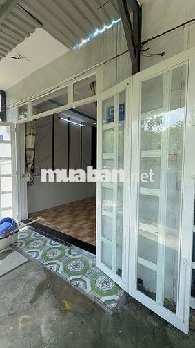 chính chủ bán nhà DT 5m - 20m giá 220tr gần chợ Xuân Thới Thượng