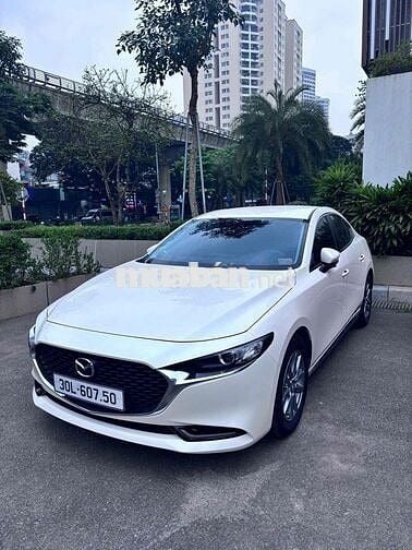 Mazda 3 2024 1.5L Deluxe - 7600 km