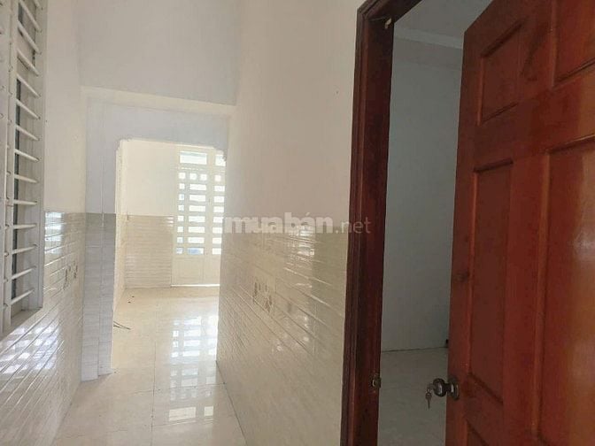 Cho thuê nhà nguyên căn, hẻm ô tô, 100m2