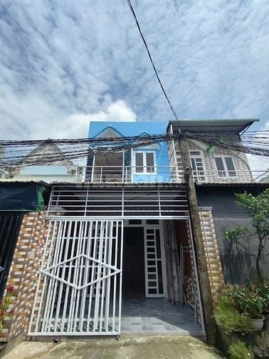 Nhà 1 trệt 1 lầu (4x14) 3pn ngay khu vực chợ Nhị Xuân Hóc Môn