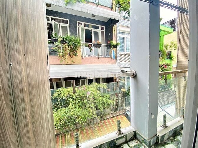 PHÒNG TRỌ CÓ BAN CÔNG GÁC ĐƯỜNG PHẠM NGŨ LÃO