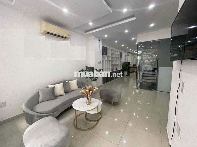 Mặt bằng làm VP CTy KDC Him Lam - 100m2 - Có hầm để xe - giá thuê 20tr