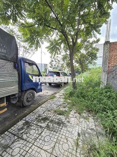 60 tr /m an phú đông đường 14 m ngay trường DH Nguyễn Tất Thành