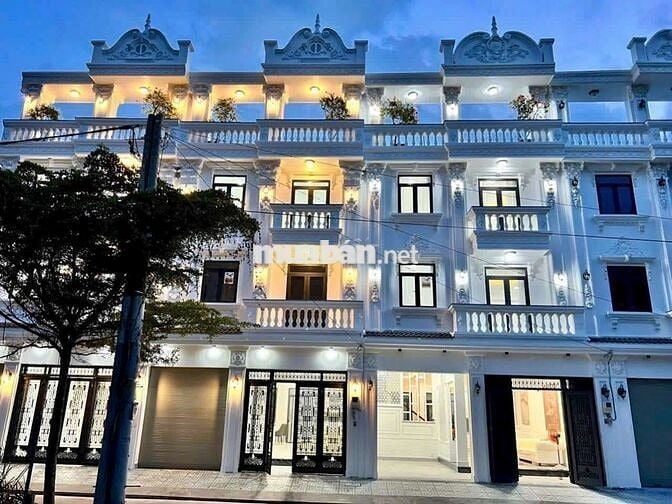 NHÀ PHỐ KHU ANH TUẤN –  Đường Huỳnh Tấn Phát, giáp Quận 7