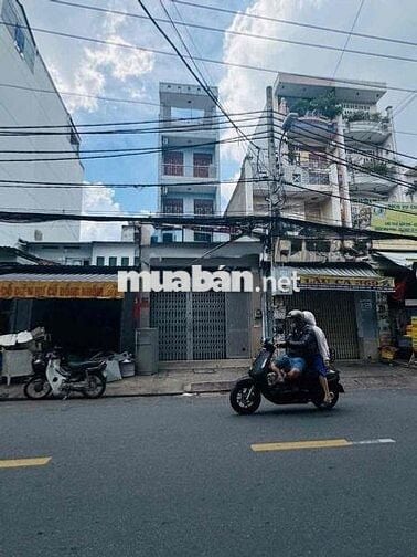MTKD GÒ XOÀI, CỰC SUNG, CẦU THANG CUỐI NHÀ