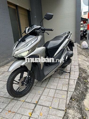 Gia đình bán xe Vario còn zin, mới