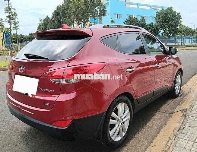 Hyundai Tucson 2010 -AT   2.0 ,2 cầu 122000 km