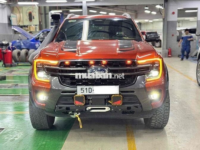 HÃNG BÁN FORD WILDTRAK 2023 ĐỘ 200TR ĐẸP, VAY70%