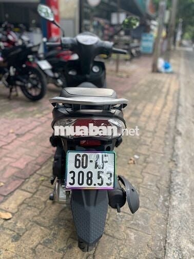 Xe máy SYM Shark 50cc màu đen, 2025, 800km