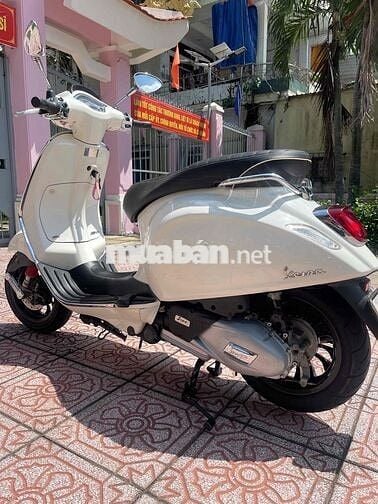 vespa sprint Lươt - odo 10k