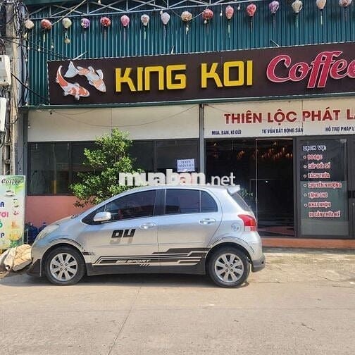 Toyota Yaris 2011 nhập khẩu, màu bạc, 5 chỗ