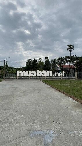 Bán lô mặt tiền  diện tích 200m2,Hòa Phong Hòa Vang, cách NKKN 200m