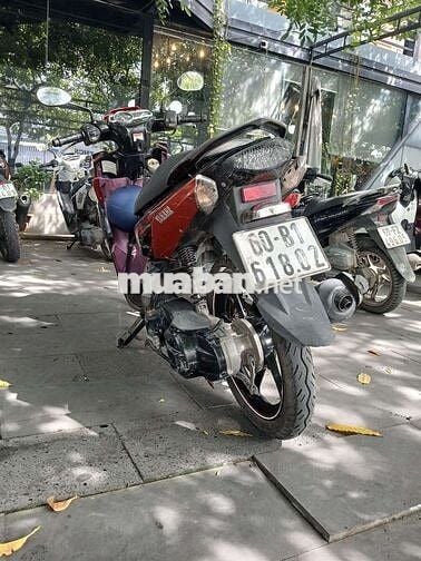 Xe tay ga Yamaha Nouvo màu đỏ đen