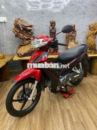 👉Wave blade 2016 chính chủ bstp máy zin xe đẹp
