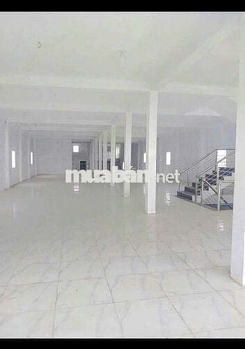 Xưởng Dĩ An 1800m/40tr Đường Lớn Làm May Mặc, Kho v.v....