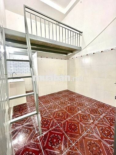 PHÒNG CHÍNH CHỦ- MÁY LẠNH- YÊN TỈNH- CÁCH GA TÀU KHU CNC 50M