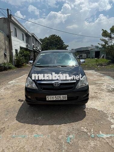 Toyota Innova 2006 G xịn gia đình chính chủ