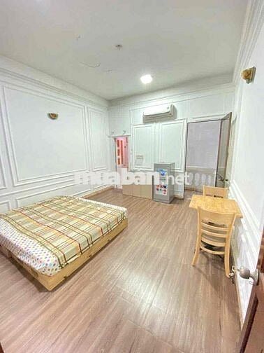 Chính Chủ Cho Thuê Phòng Studio Cửa Sổ Ban công giếng trời
