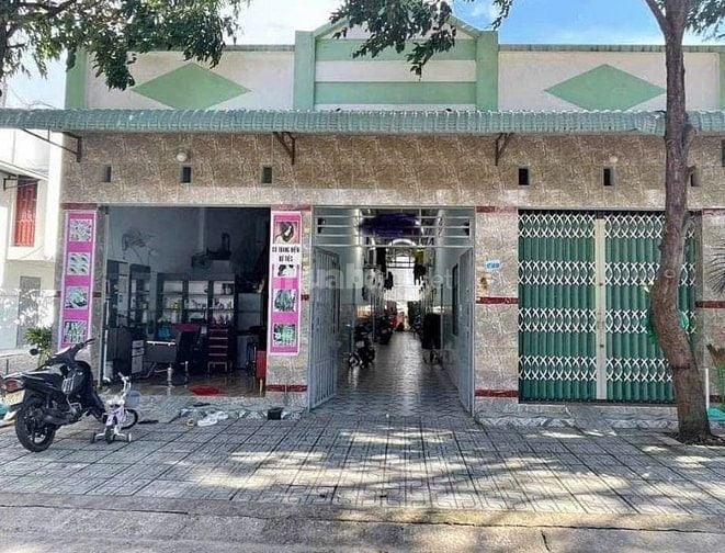 Chủ Cần Tiền Bán Gấp Dãy Trọ 25 phòng 420m2 KCN Tân Tạo giá 800 triệu