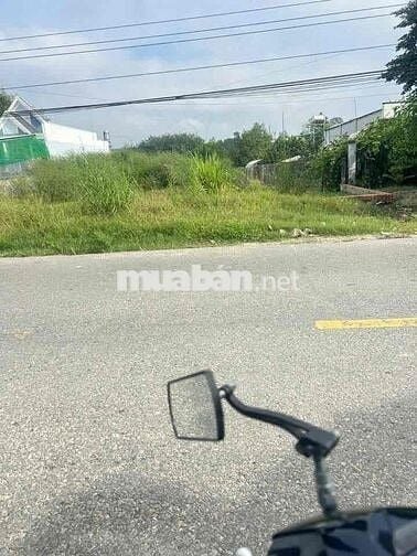 Dưỡng già nên cần bán nền đất trung tâm Phú Giáo 380tr đồng