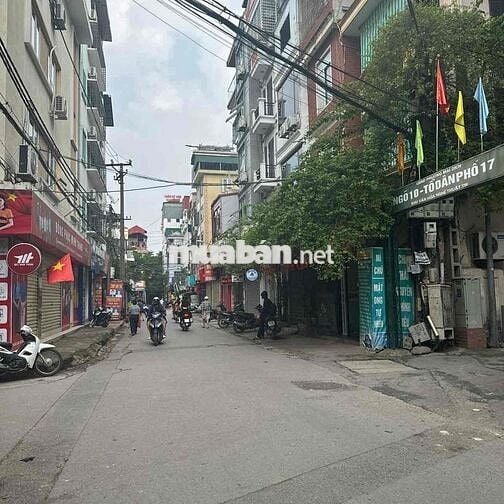 VÀI BƯỚC RA OTO - TRUNG TÂM CẦU GIẤY - SỬ DỤNG 42M - NỘI THẤT CAO CẤP