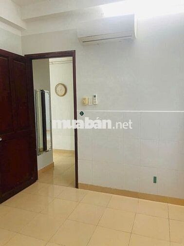 Bán căn hộ chung cư Bông Sao lô A, Phường 5, Q8.