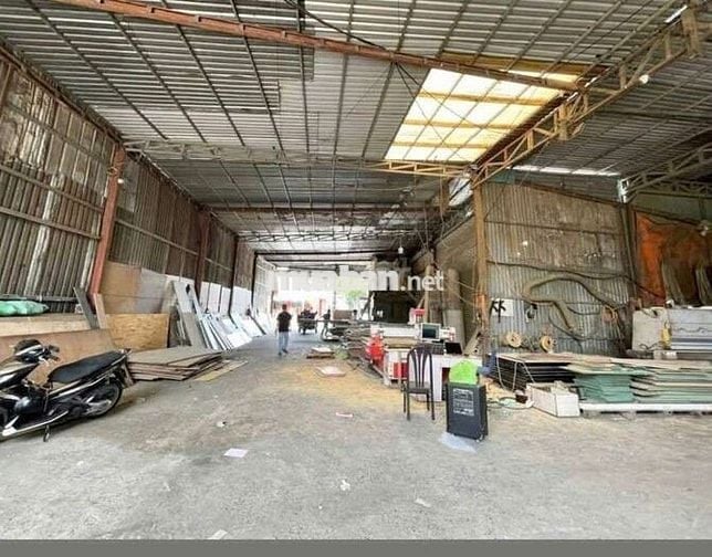 CHO  THUÊ  KHO  XƯỞNG  MT  ( 1250m2) PHƯỜNG  TÂY THẠNH. QUẬN  TÂN PHÚ