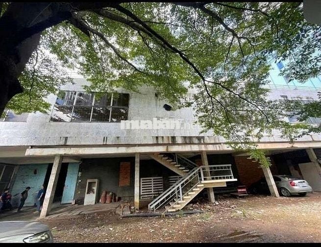 CHO THUÊ KHO-   &  ĐẤT  TRỐNG  MĂT  TIỀN ( 5.500m2)  QUẬN  TÂN PHÚ
