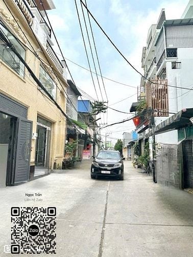 NGAY NGÃ 4 BỐN XÃ, 4❌21 VUÔNG VỨC, 4 TẦNG BTCT, HẺM 6M