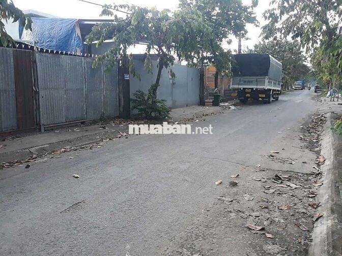 165 m2 ( Ngang 11) Đất  Mặt Tiền ( Tặng Nhà Kho) Đông Thạnh Sát Mí Q12