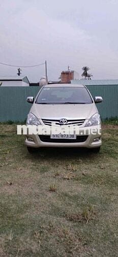 Toyota Innova Dk 2009 V - rat đep chinh chủ