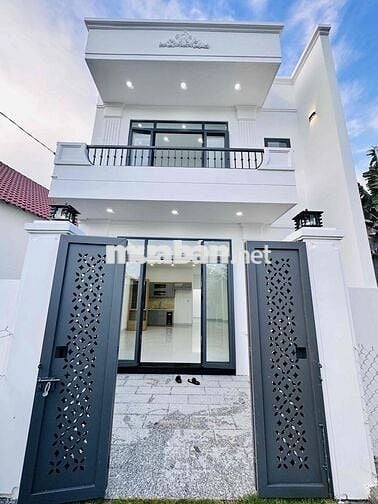 Bán nhà 1 trệt 1 lầu Trung tâm thị trấn Diên Khánh