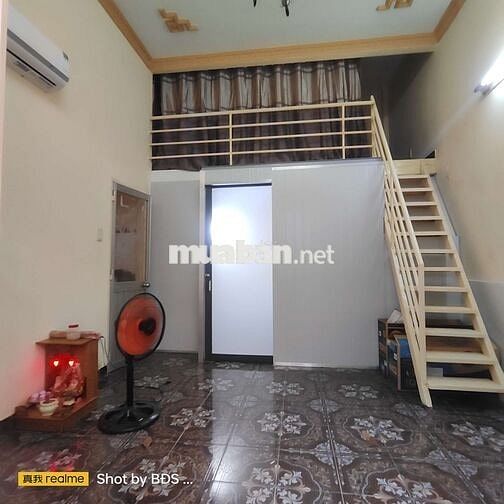 Nhà 1trệt 1lửng có 2PN, 2Wc 1máy lạnh Mới Tinh HBP 8triệu