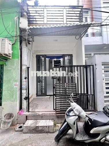 Nhà Trệt Lửng Sau Lưng Vincom Hùng Vương