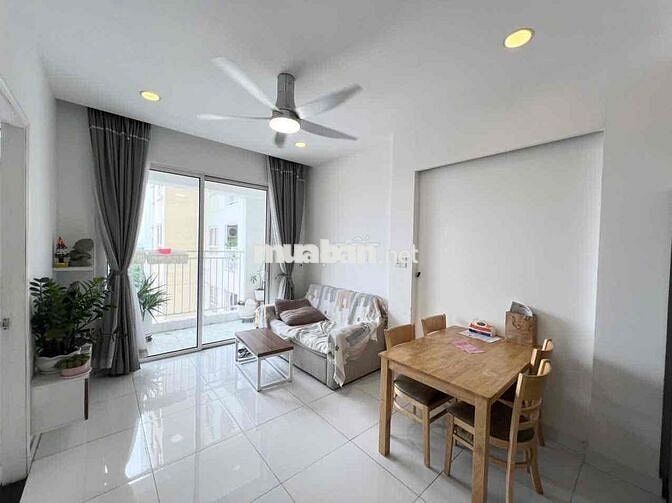Cho thuê căn hộ 2PN 2WC. chung cư The Botanica. Phường 2 Tân Bình