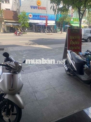 Cho thuê mặt bằng buổi sáng vỉa hè (hoặc trong nhà)
