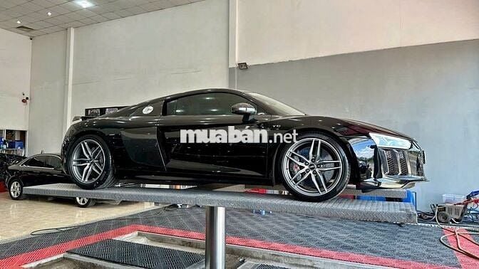 Audi R8 V10 Plus Đen đời 2015, 29000 km