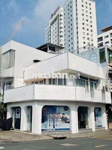 NGANG 10M - 2 TẦNG - GÓC 2 MT- SÀN SUỐT- LỀ RỘNG - GIÁ THUÊ 40TR/THÁNG