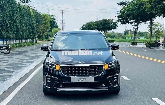 Kia Sedona 2019 Luxury D - 90000 km