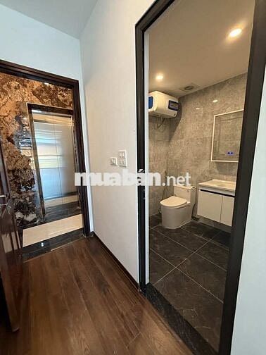 Hiếm nhà Dương Văn Bé 44m2 xây mới 6 tầng thang máy view hồ dân sinh
