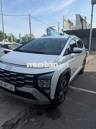 Hyundai Stargazer X đặc biệt 2024 trắng 8.000km