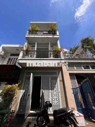 NHÀ 2 LẦU - HẺM 8M THÔNG - ĐƯỜNG TKTQ