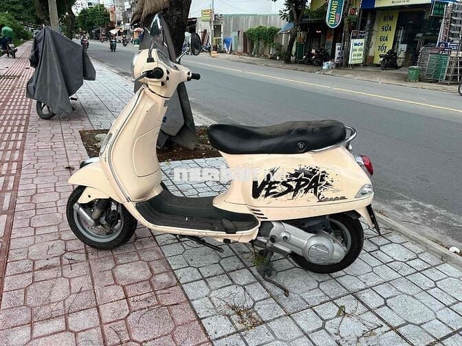 cần bán vespa máy ngon