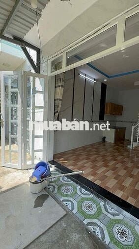 BÁN NHÀ GIÁ RẺ HÓC MÔN 40m2 – 1 TRỆT 1 LẦU 1 LỬNG CHỈ 295 TRIỆU