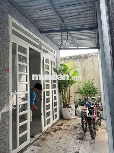 Chính chủ cần bán gấp nhà núp hẻm