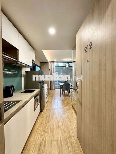 Thuê Căn Hộ 1PN Ban Công Cao Cấp Nguyễn Kiệm Gần Ngã Tư Phú Nhuận