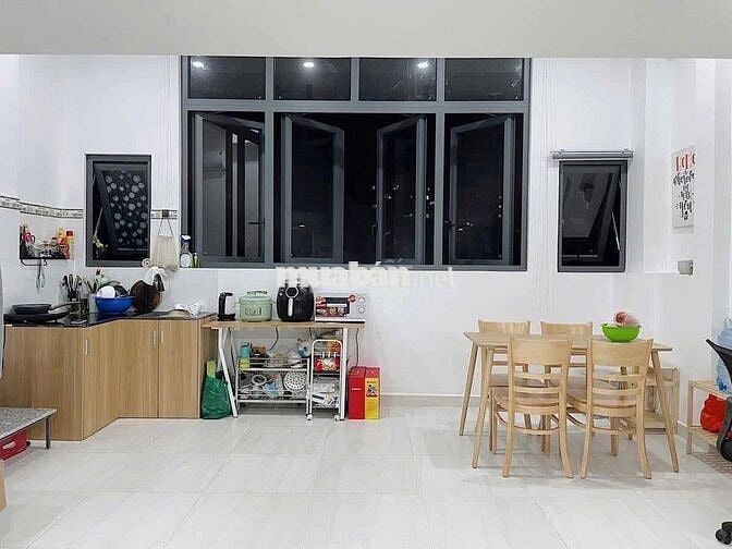 Phòng Duplex 30m2 đường Tân Mỹ  Q.7 gần Đh RMIT, TDT, UFM, NTT, ULAW