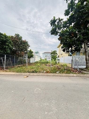 Hàng ngộp giá ngon 306m2 giá 1Tỷ, ở Thái Mỹ, Củ Chi SHR.