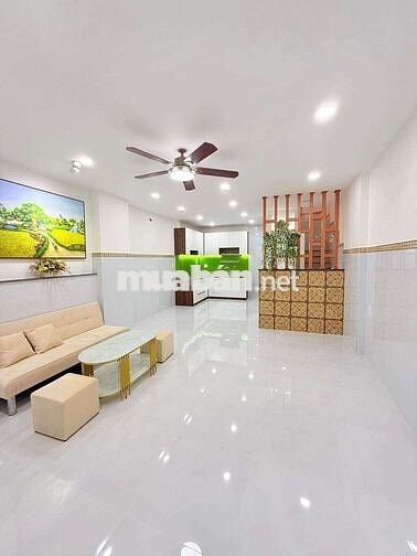 NHỈNH 4 TỶ , TÂN BÌNH ,GẦN 40m2 , 2 TẦNG, GẦN  MT CỘNG HÒA , P13